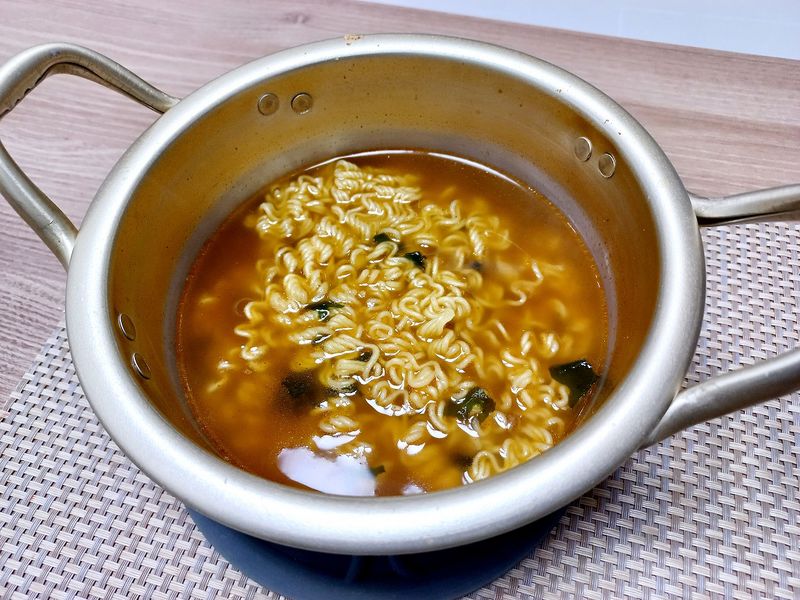 파일:끓인스낵면.jpg