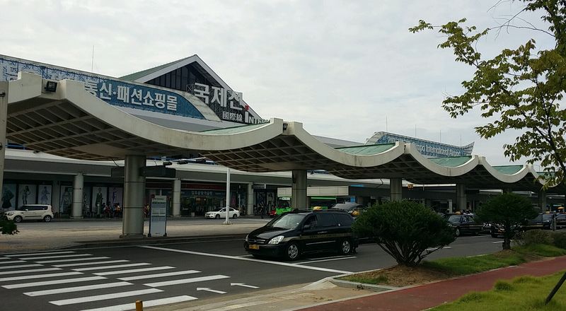 파일:김포공항국제선.jpg