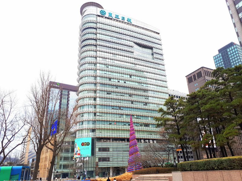 파일:동아일보본사2021.jpg