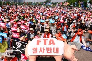 FTA반대시위.jpg