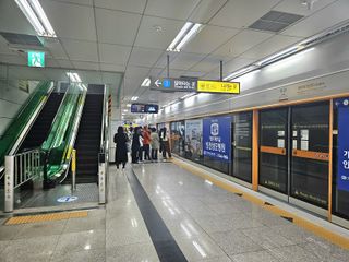 주안역2호선승강장2023.jpg