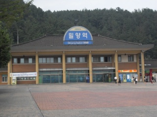 밀양역.jpg