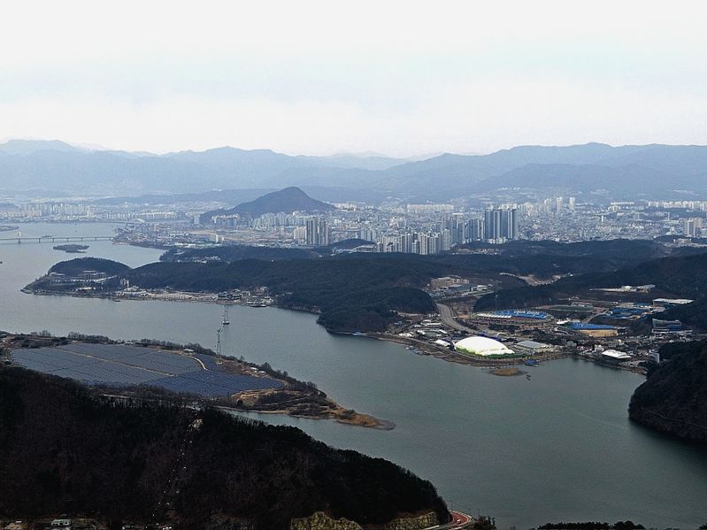 파일:호반의도시2024.jpg