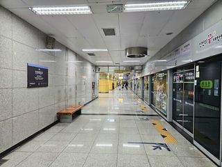 인천대입구승강장2025.jpg
