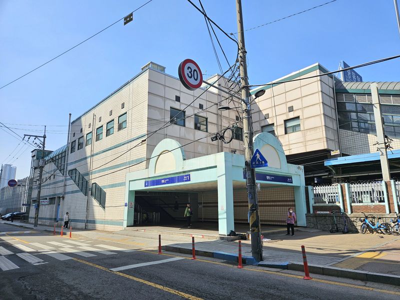 파일:중동역2025.jpg